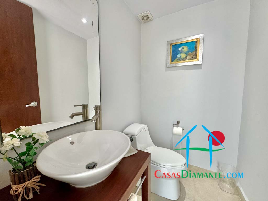 Areia C 201 - Baño de visitas 1